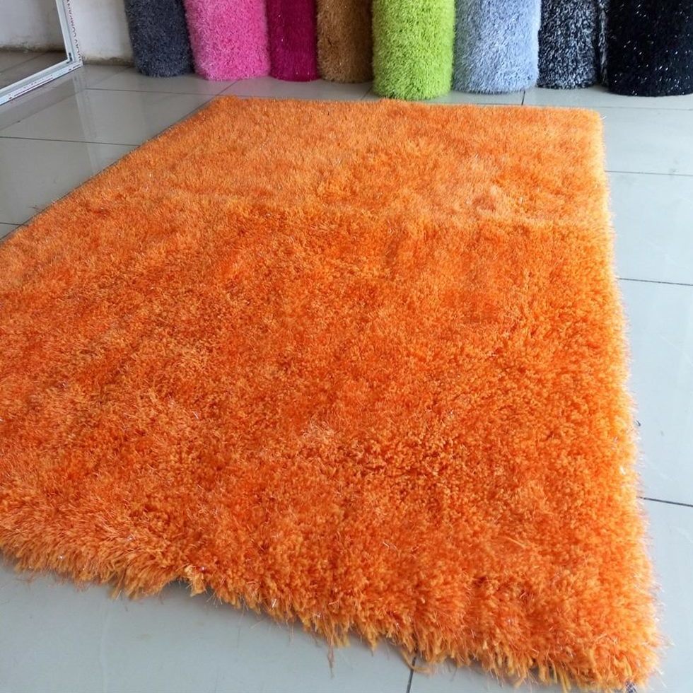 7*10 FLUFFY CARPET(ORANGE)